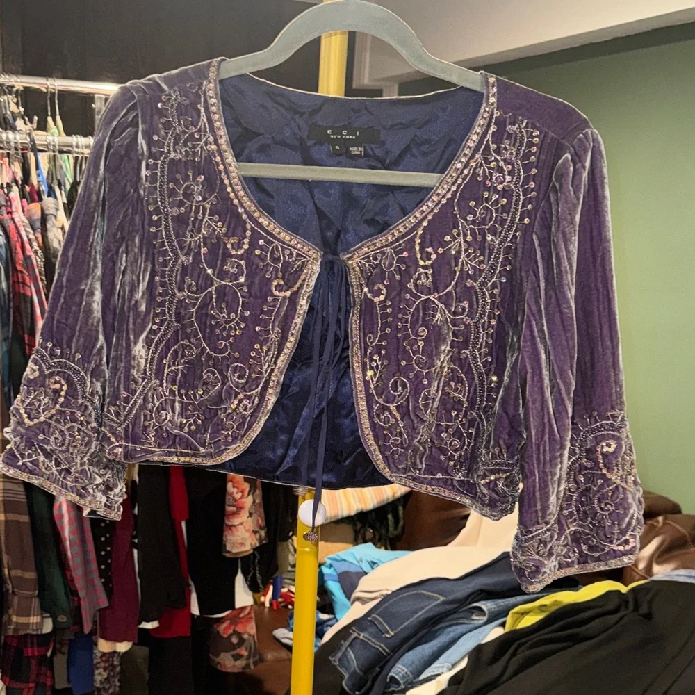 E C I New York Embroidered Purple Velvet Bolero Jacket sz Small - Picture 1 of 10
